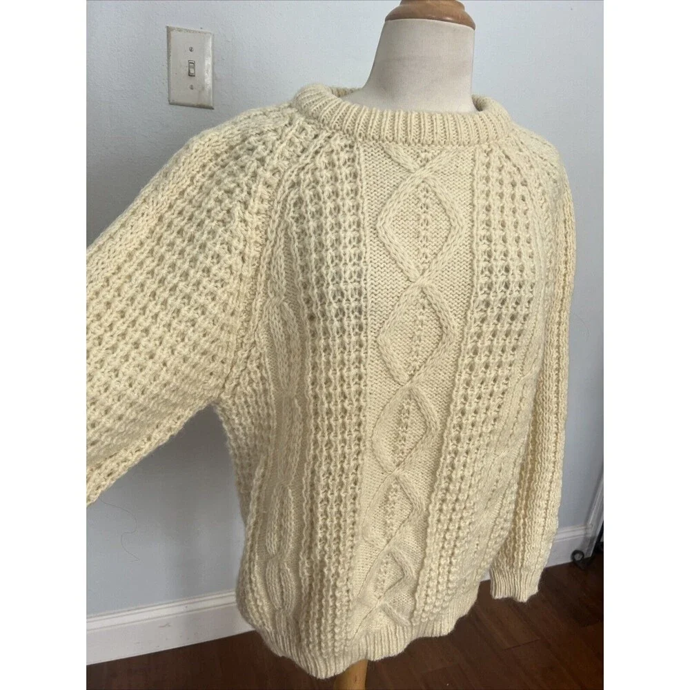 Blarney Mills Aran Fisherman Pure Wool Chunky Knit Women's‎ Handmade Sweater 40